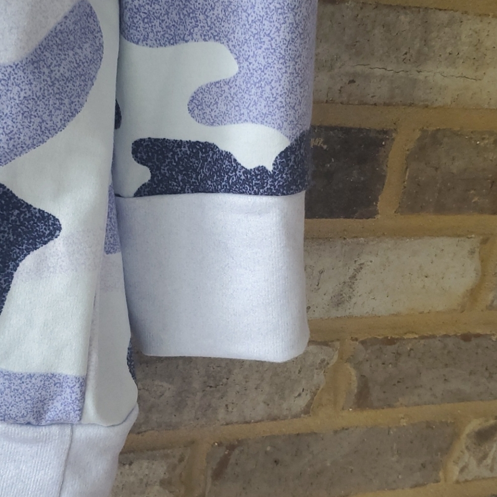 Camo Long Sleeve Sweatshirt Tunic Style - Picture 4 of 5